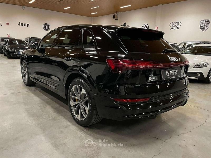 Usata Audi e-tron S-Line 158 kW (215 CV) 2021 Nero SUV