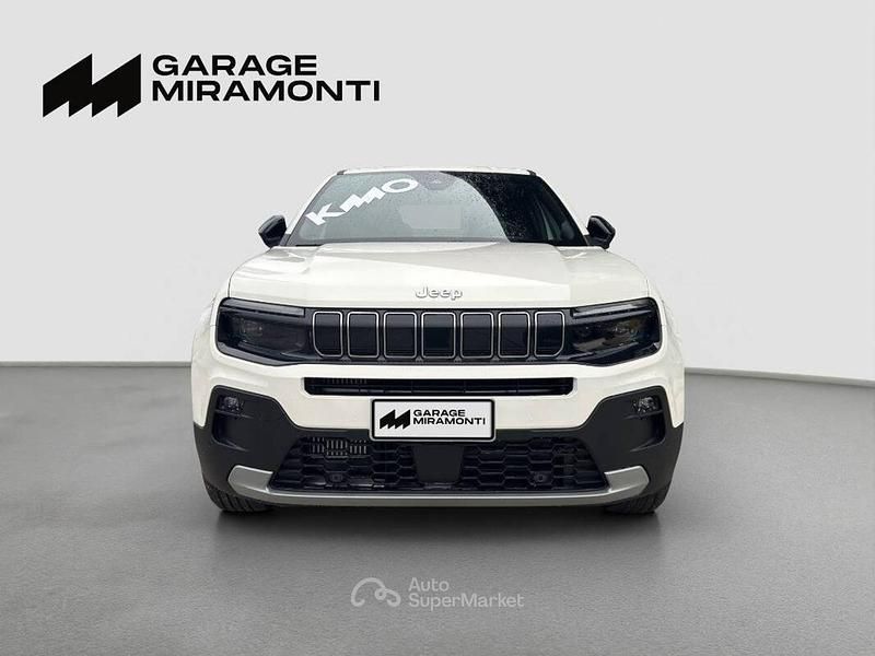 Nuova Jeep Avenger Summit 101 CV (74 kW) 2025 Bianco SUV