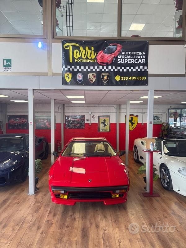 Usata Lamborghini Jalpa 247 CV (181 kW) 1983 Rosso Cabrio
