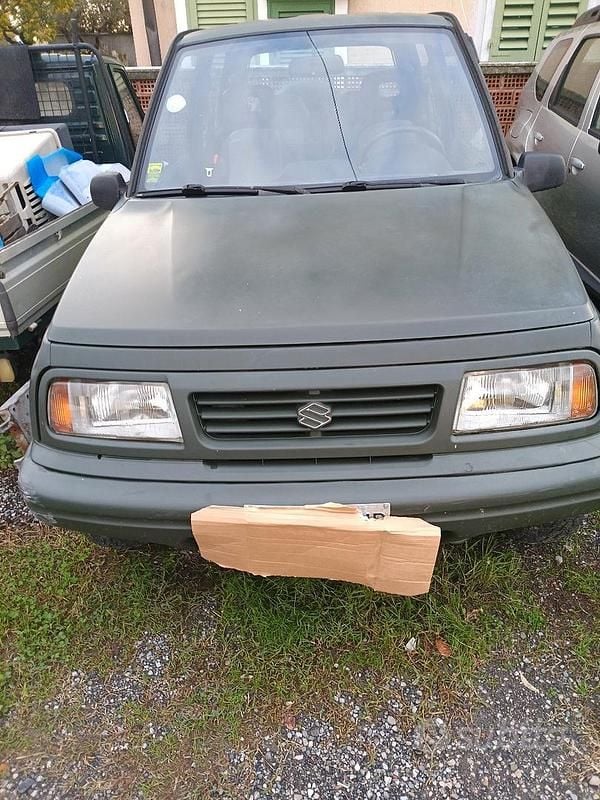 Usata Suzuki Vitara 96 CV (70 kW) 1997 Verde SUV