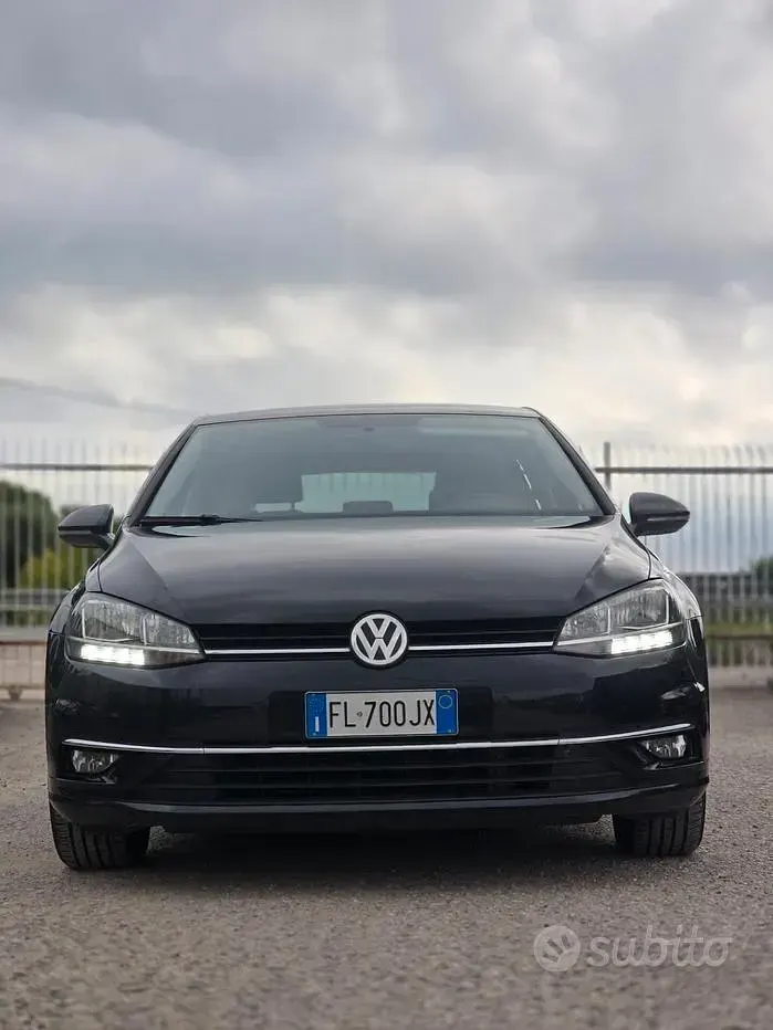 Usata VW Golf VII Business 116 CV (85 kW) 2017 Nero Berlina