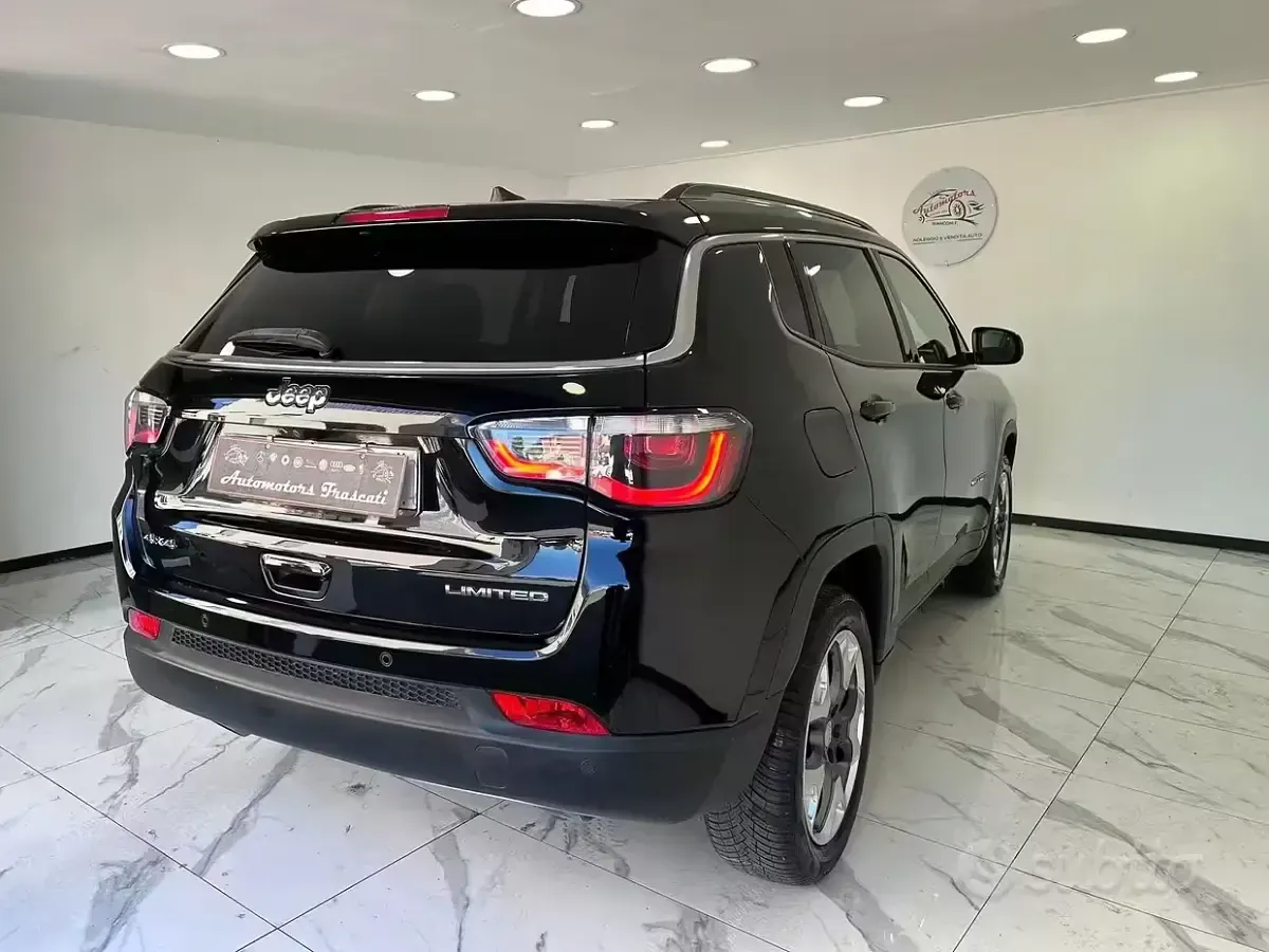 Usata Jeep Compass Limited 140 CV (102 kW) 2018 Nero SUV