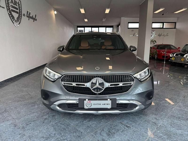 Usata Mercedes GLC220 Advanced Plus 197 CV (144 kW) 2023 Selenite grey SUV