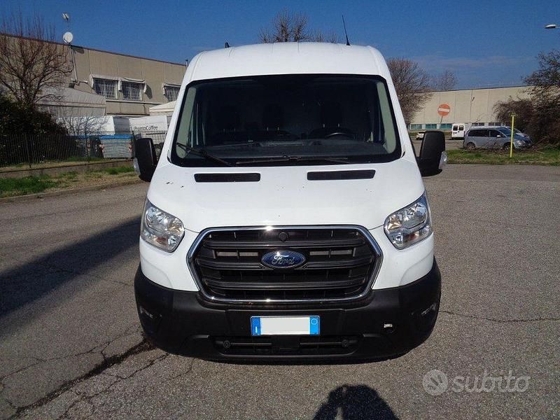 Usata Ford Transit Trend 131 CV (96 kW) 2020 Bianco pastello Furgone