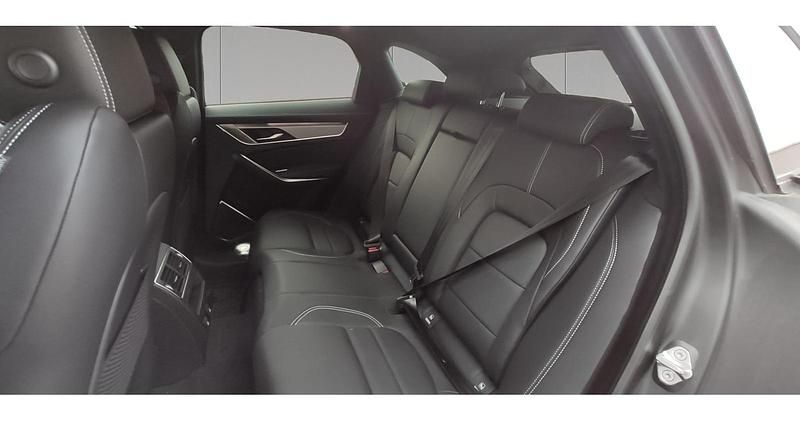 Usata Jaguar F-Pace R-Dynamic 163 CV (119 kW) 2024 Santorini black SUV
