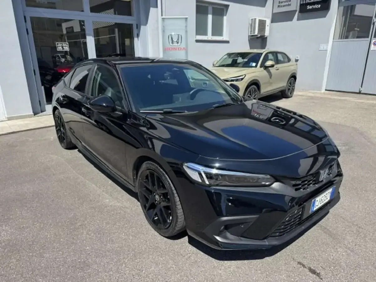 Usata Honda Civic Sport 143 CV (105 kW) 2022 Crystal black Berlina