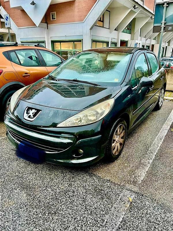Usata Peugeot 207 73 CV (53 kW) 2008 Berlina