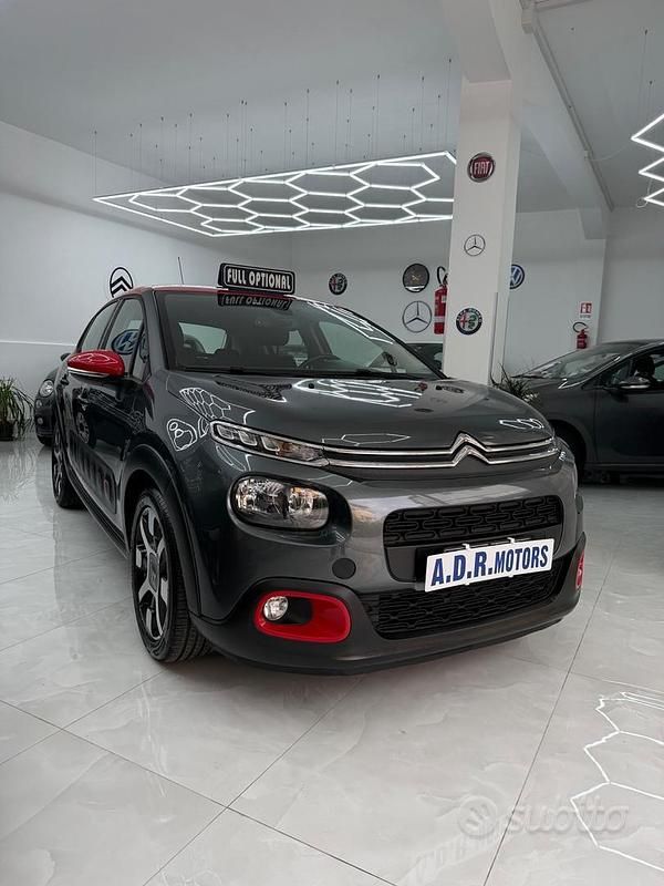 Usata Citroën C3 Shine 74 CV (54 kW) 2017 Grigio Berlina