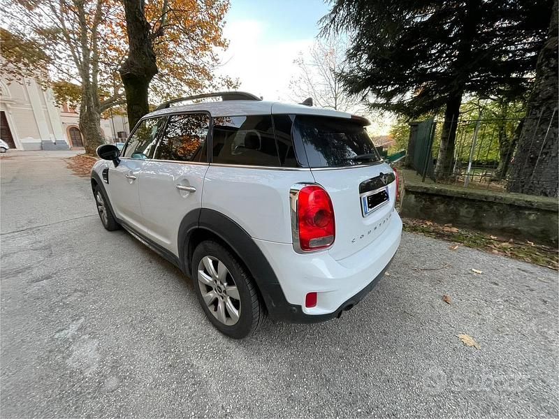 Usata Mini One D Countryman 102 CV (75 kW) 2017 Bianco SUV