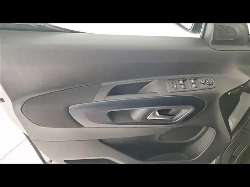 Usata Peugeot Rifter Active 102 CV (75 kW) 2019 Monovolume