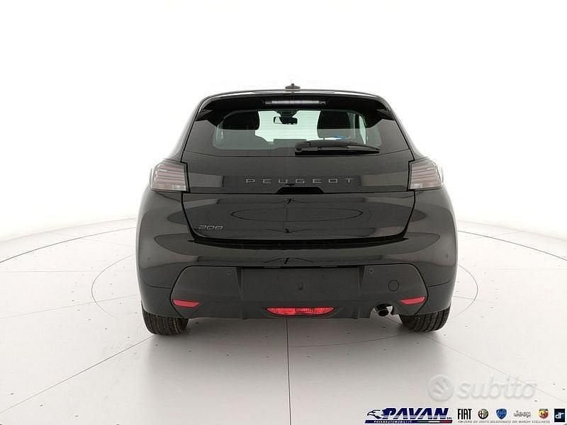 Nuova Peugeot 208 Style 2025 Nero Utilitaria
