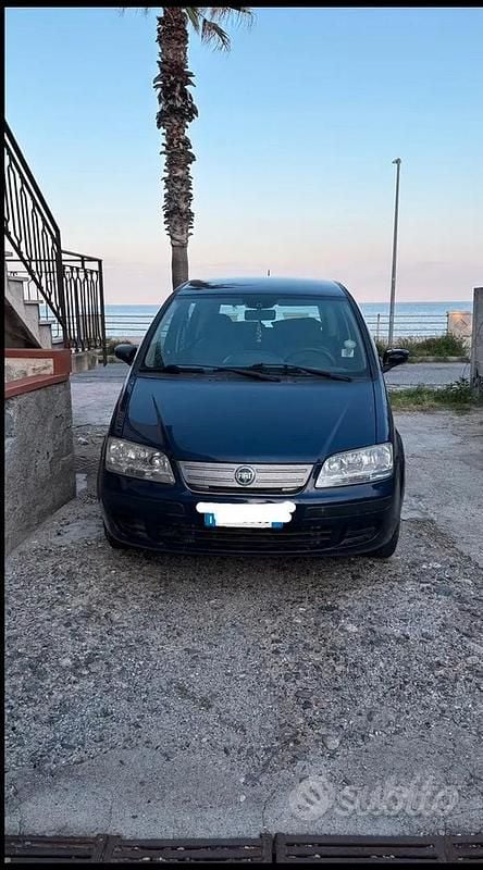 Blu Usata 2006 Fiat Idea Monovolume | 1800 € (Super prezzo) - Immagine 1/4