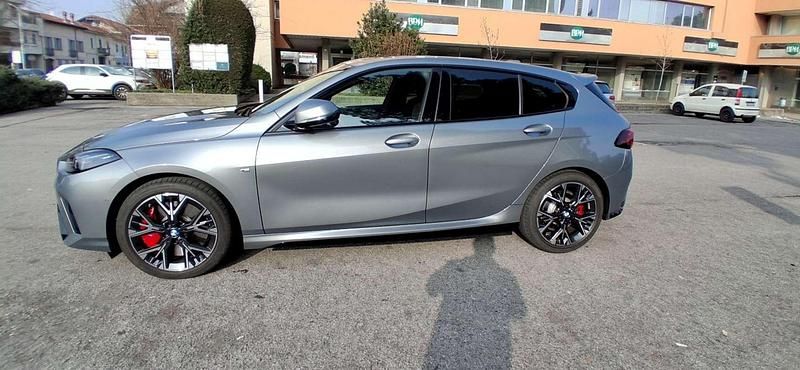 Usata BMW 120 M Sport 170 CV (125 kW) 2025 Grigio Utilitaria