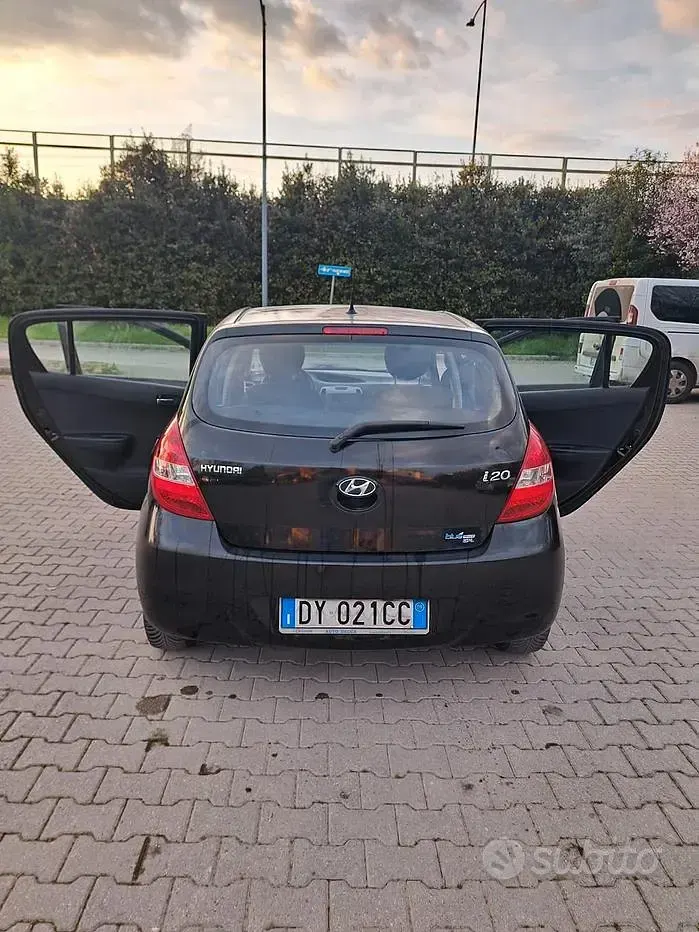 Usata Hyundai i20 78 CV (57 kW) 2009 Utilitaria