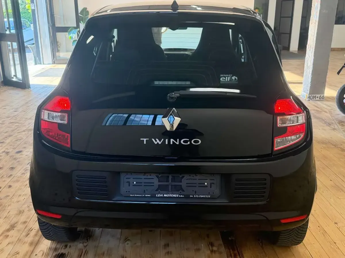 Usata Renault Twingo LIMITED 71 CV (52 kW) 2019 Nero Utilitaria