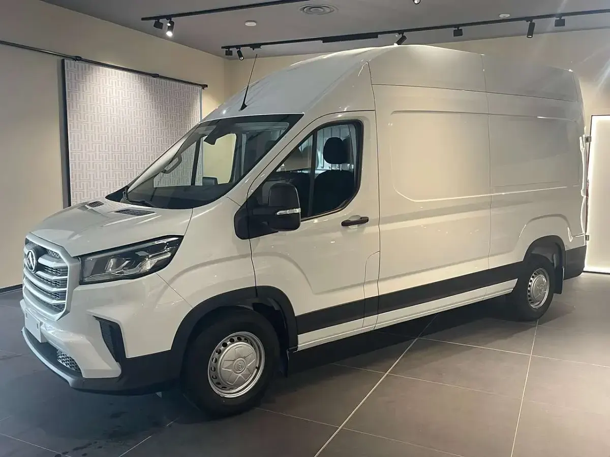 Nuova Maxus V90 150 CV (110 kW) 2026 Bianco Furgone