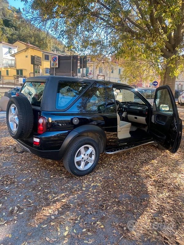 Usata Land Rover Freelander 103 CV (75 kW) 2004 Nero SUV