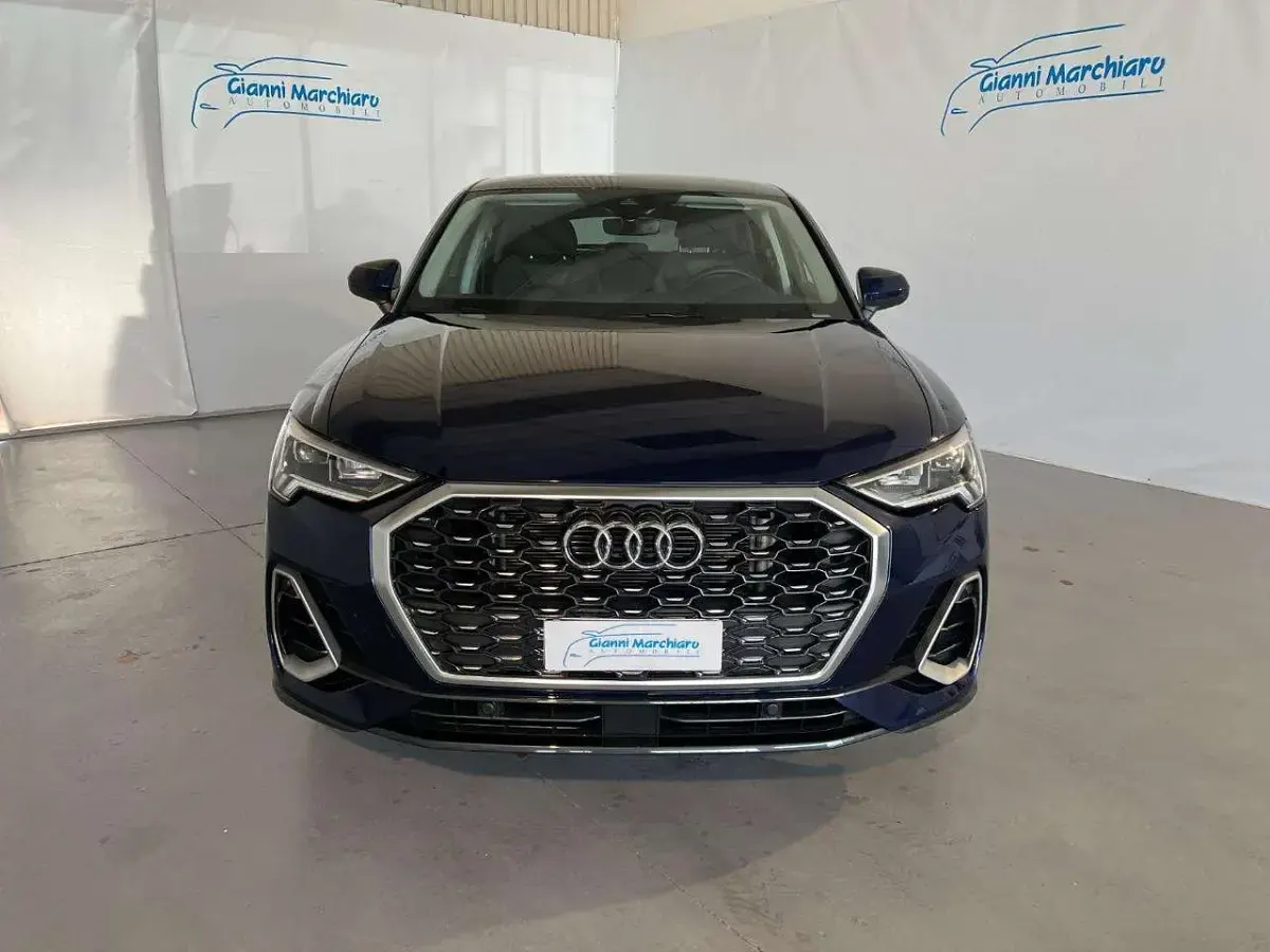 Usata Audi Q3 Sportback S-line plus 150 CV (110 kW) 2024 Blu SUV