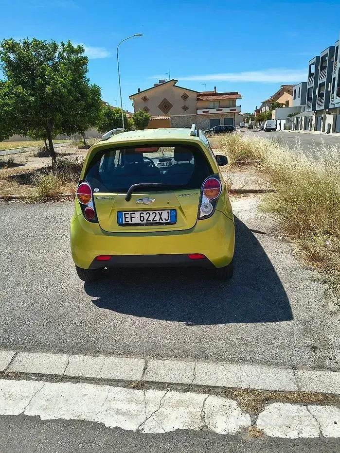 Usata Chevrolet Spark 81 CV (59 kW) 2011 Verde Utilitaria
