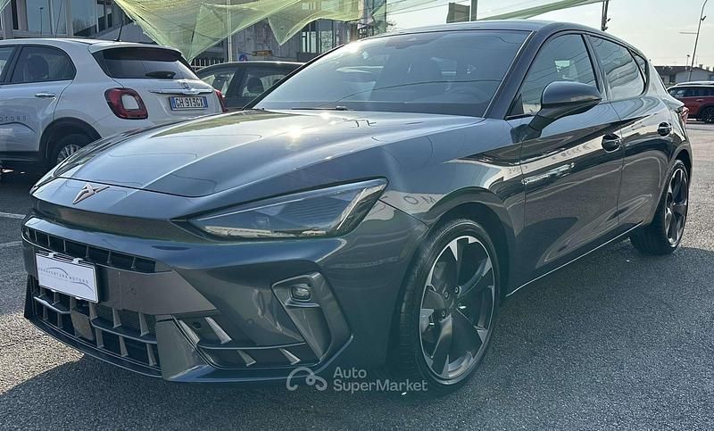 Usata Cupra Leon 150 CV (110 kW) 2025 Grigio Berlina