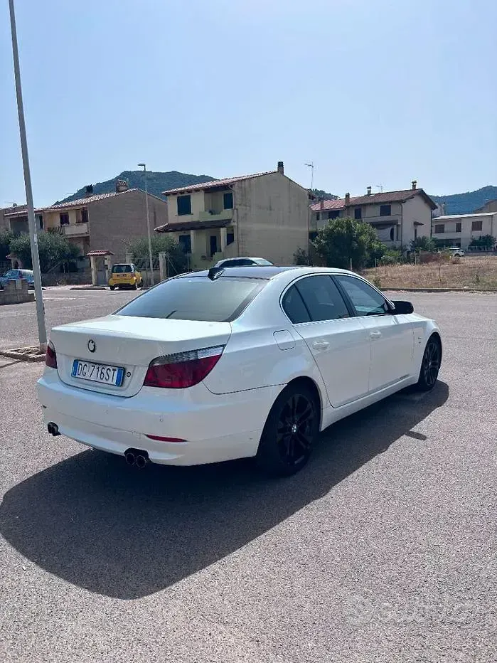 Usata BMW 530 Efficient Dynamics 290 CV (213 kW) 2008 Bianco Berlina