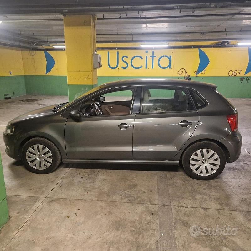 Usata VW Polo 85 CV (62 kW) 2009 Grigio Utilitaria