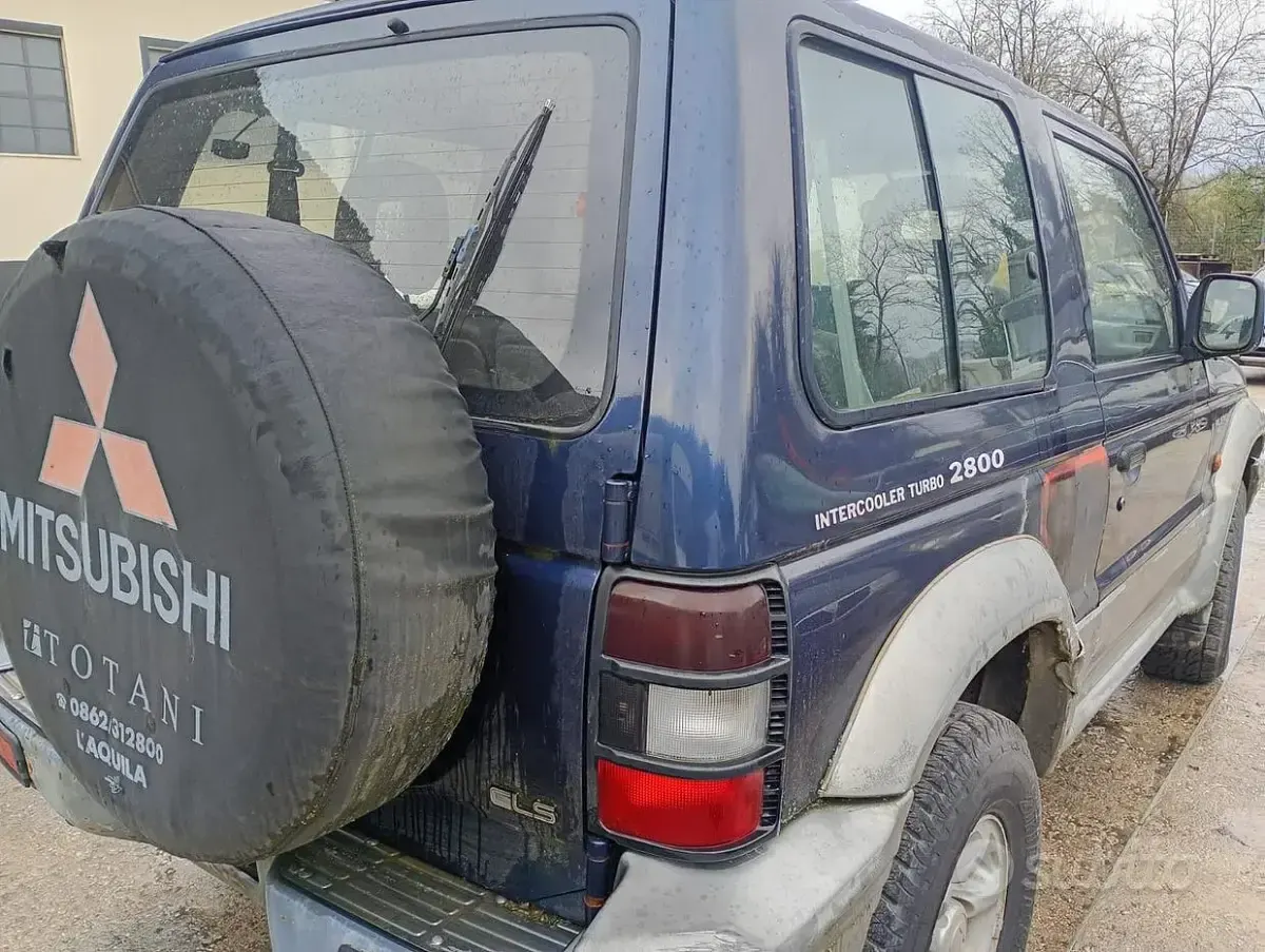 Usata Mitsubishi Pajero 1996 Blu SUV