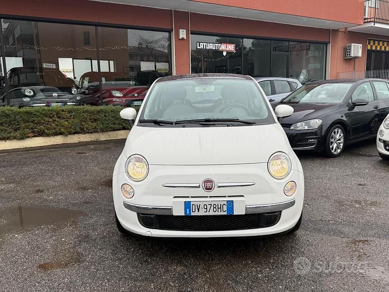 Usata Fiat 500 Lounge 69 CV (50 kW) 2009 Bianco Berlina