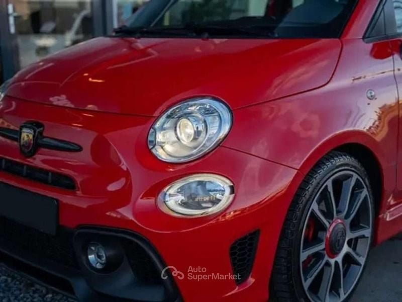 Usata Abarth 595 70th Anniversary 165 CV (121 kW) 2019 Rosso Utilitaria