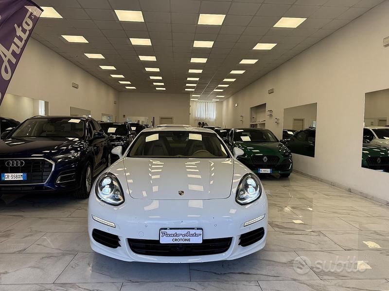 Usata Porsche Panamera Platinum Edition 300 CV (220 kW) 2014 Bianco Utilitaria