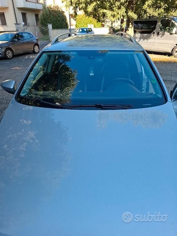 Usata VW Passat 140 CV (102 kW) 2012 Grigio Station wagon