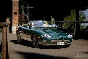 Usata Jaguar XKR 396 CV (291 kW) 2004 Verde Cabrio