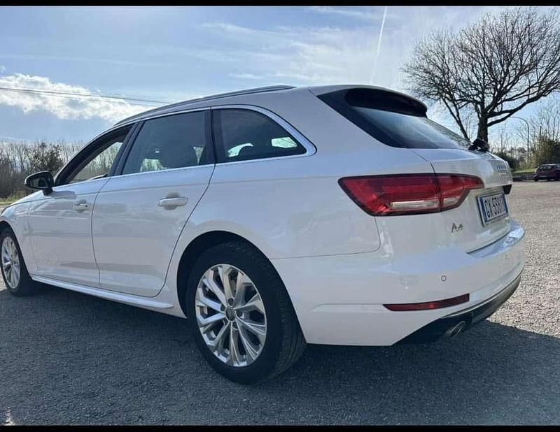 Usata Audi A4 S-Line 122 CV (89 kW) 2018 Station wagon
