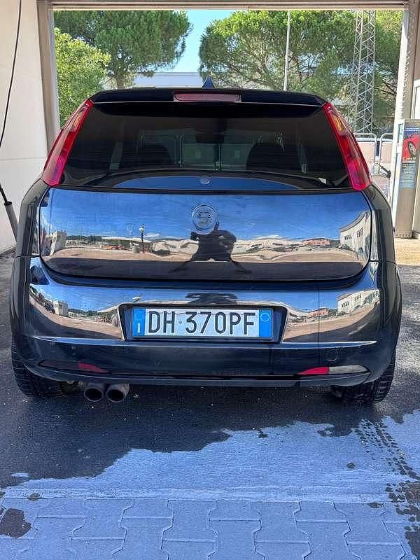 Usata Fiat Grande Punto Active 75 CV (55 kW) 2007 Nero Utilitaria