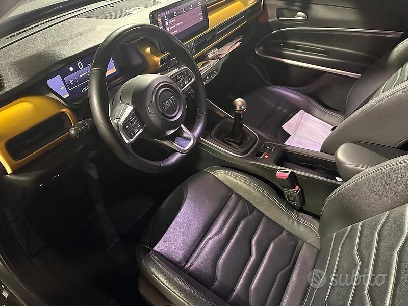 Usata Jeep Avenger Summit 101 CV (74 kW) 2023 Grigio SUV