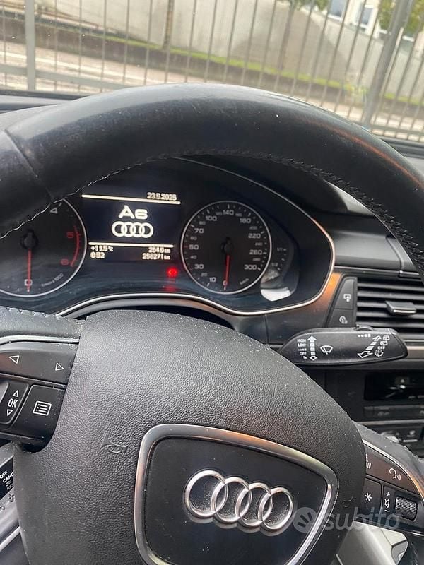 Usata Audi A6 177 CV (130 kW) 2014 Nero Station wagon