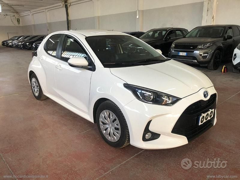 Bianco Usata 2022 Toyota Yaris Hybrid Business Edition Berlina | 15.490 € (Super prezzo) - Immagine 1/4