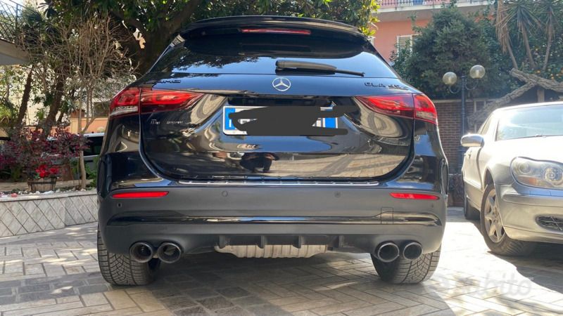 Usata Mercedes GLA45 AMG 421 CV (309 kW) 2023 Nero SUV