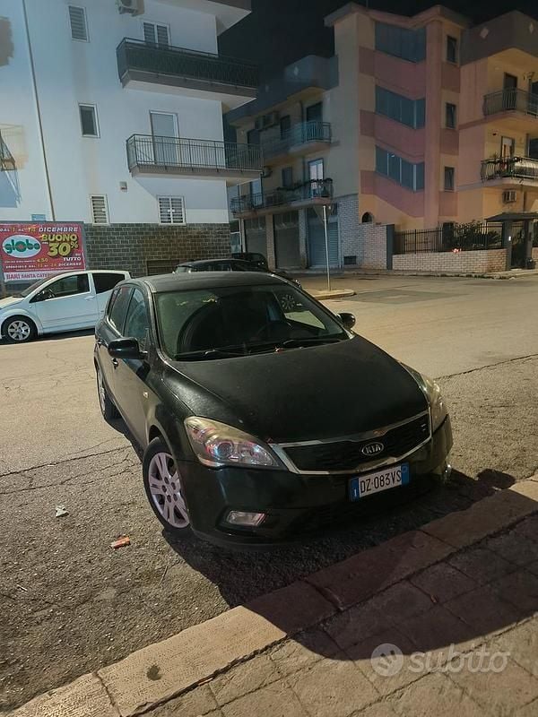 Usata Kia Ceed 116 CV (85 kW) 2010 Utilitaria