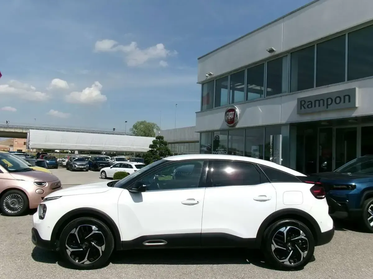 Usata Citroën C4 PureTech 131 CV (96 kW) 2022 Bianco Berlina