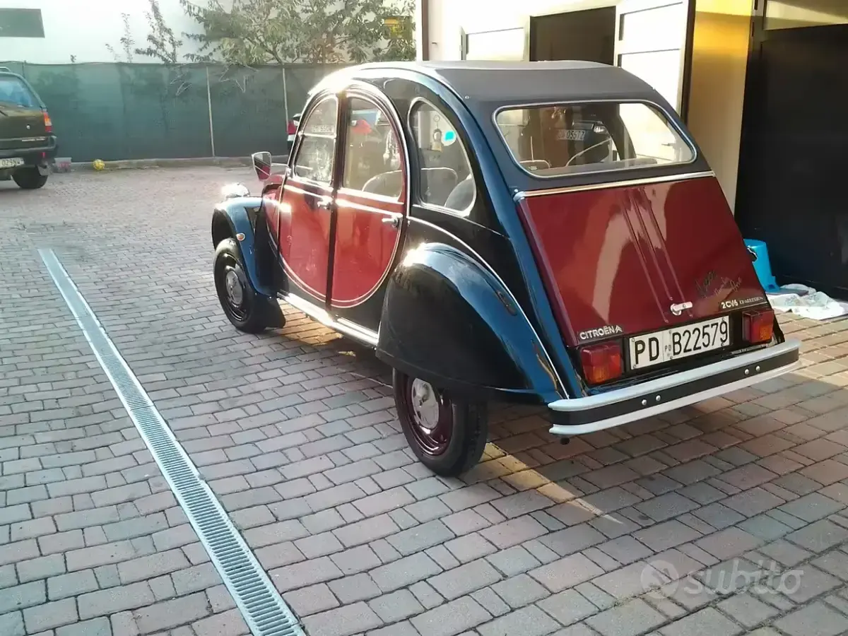 Usata Citroën 2CV Charleston 29 CV (21 kW) 1984 Rosso Berlina