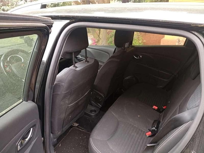 Usata Renault Clio GrandTour 90 CV (66 kW) 2014 Nero Station wagon