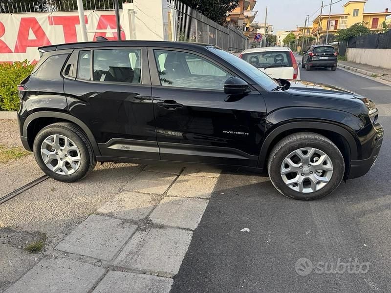 Usata Jeep Avenger 101 CV (74 kW) 2023 Nero SUV