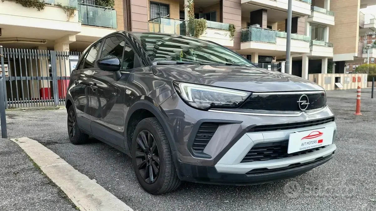 Usata Opel Crossland Design & Tech 83 CV (61 kW) 2022 Grigio SUV
