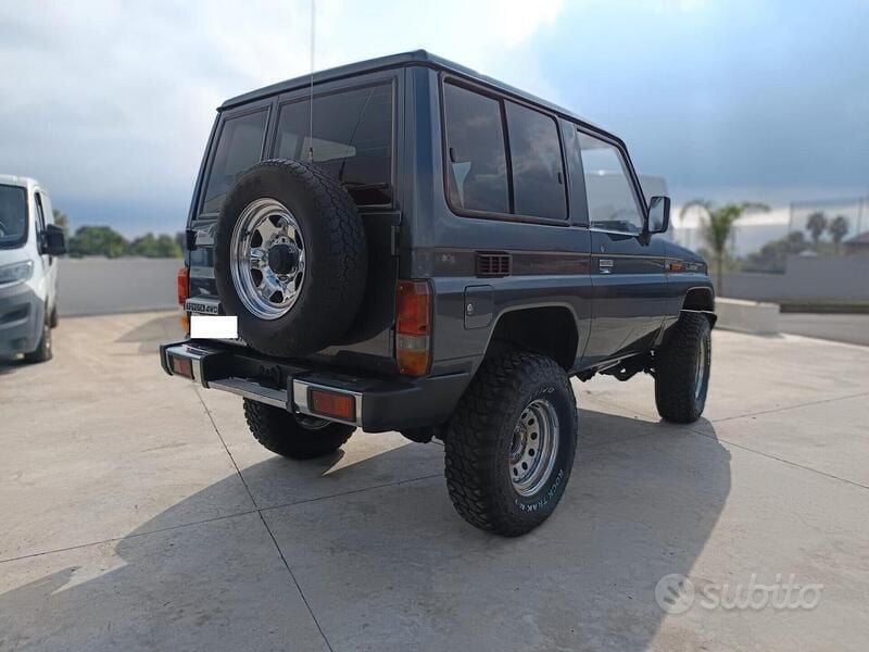Usata Toyota Land Cruiser 90 CV (66 kW) 1992 Grigio SUV