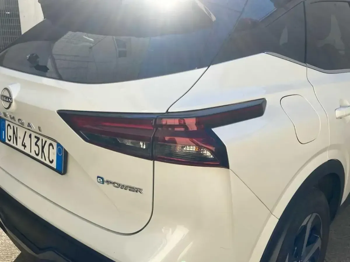 Usata Nissan Qashqai N-Connecta 158 CV (116 kW) 2023 Bianco SUV