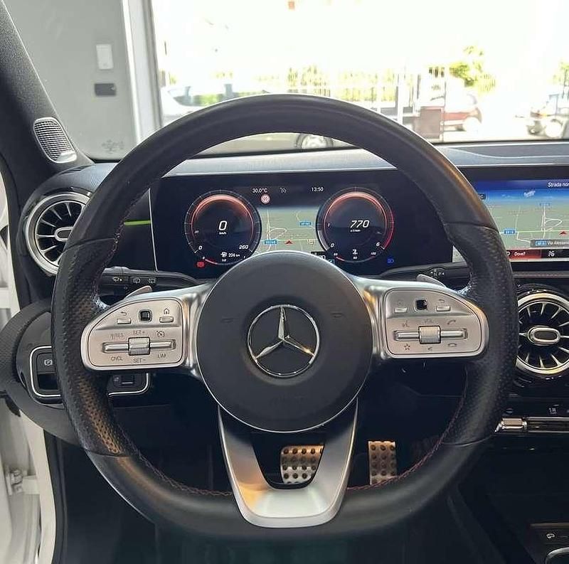 Usata Mercedes A200 Premium 150 CV (110 kW) 2019 Bianco Berlina