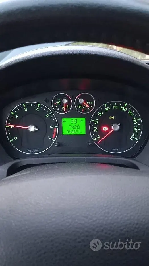 Usata Ford Fiesta 75 CV (55 kW) 2007 Blu Utilitaria