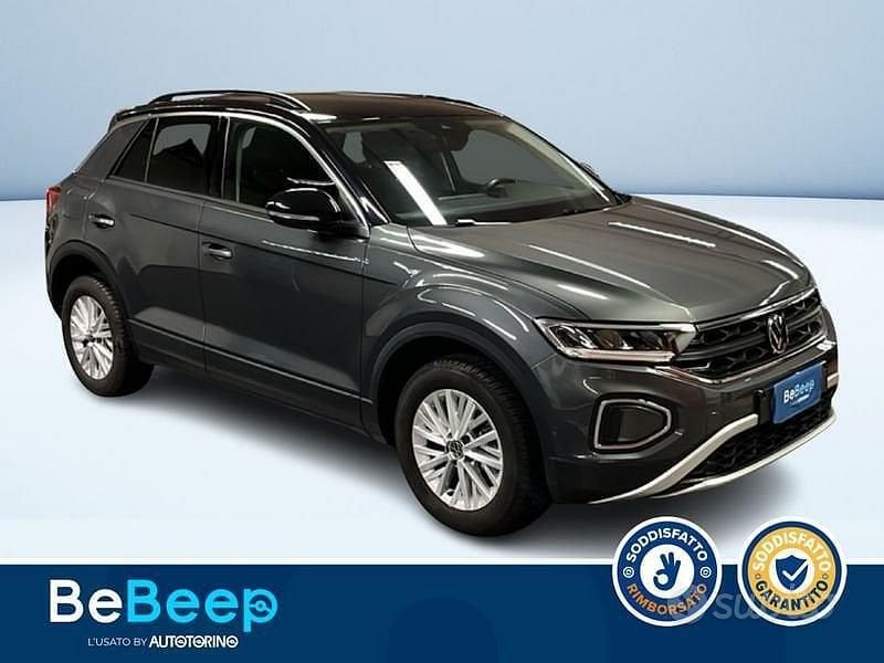 Usata VW T-Roc Style 110 CV (80 kW) 2022 Grigio metallizzato SUV