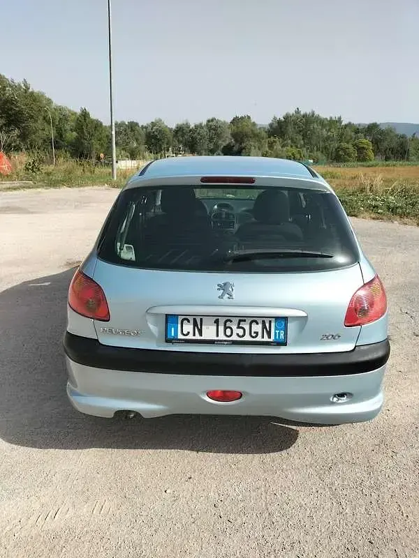 Usata Peugeot 206 60 CV (44 kW) 2004 Berlina